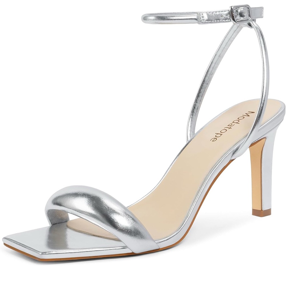 Woman’s Shiny Silver Strappy Heels NEW - Picture 2 of 7